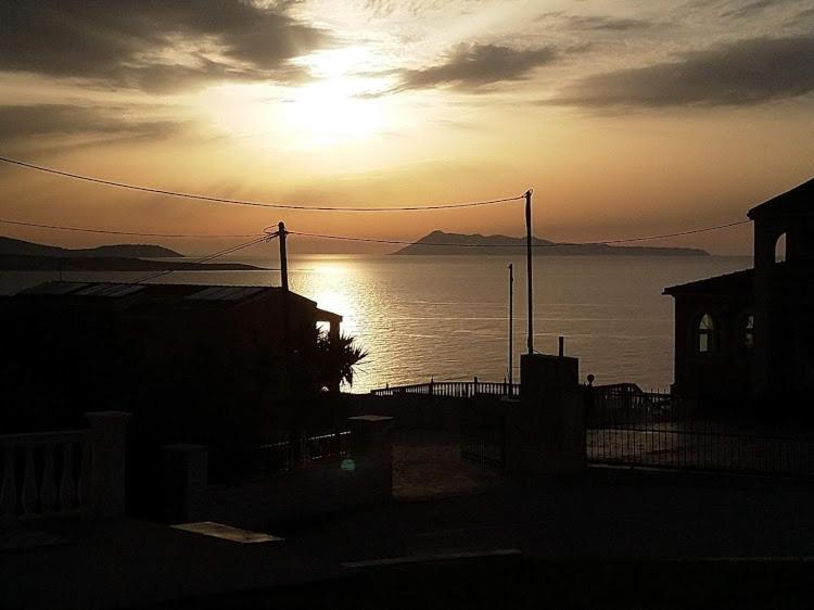 Spiros Maria Studios Agios Stefanos Avliotes  Eksteriør bilde