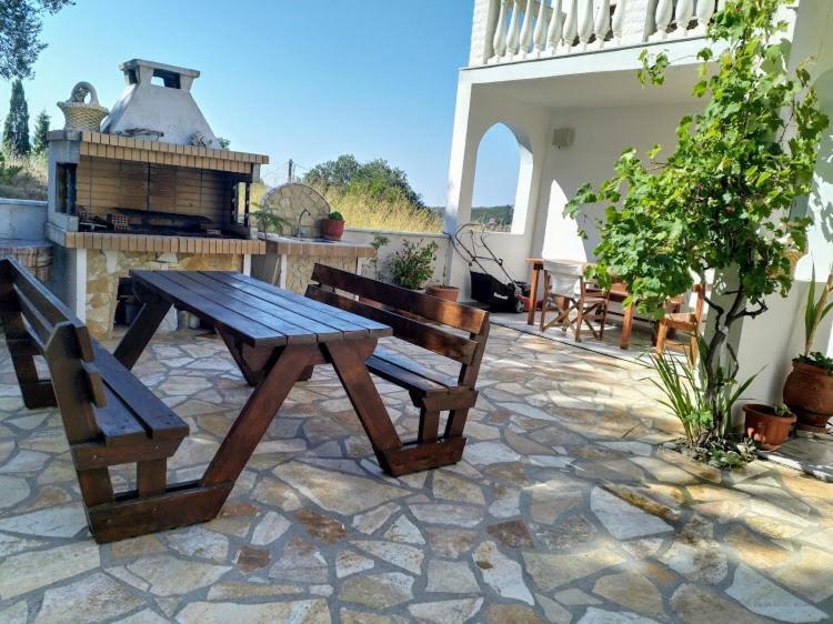 Spiros Maria Studios Agios Stefanos Avliotes  Eksteriør bilde